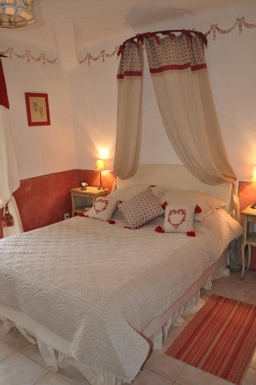 Bed and Breakfast La Ribeyrette Chamborigaud Habitación foto