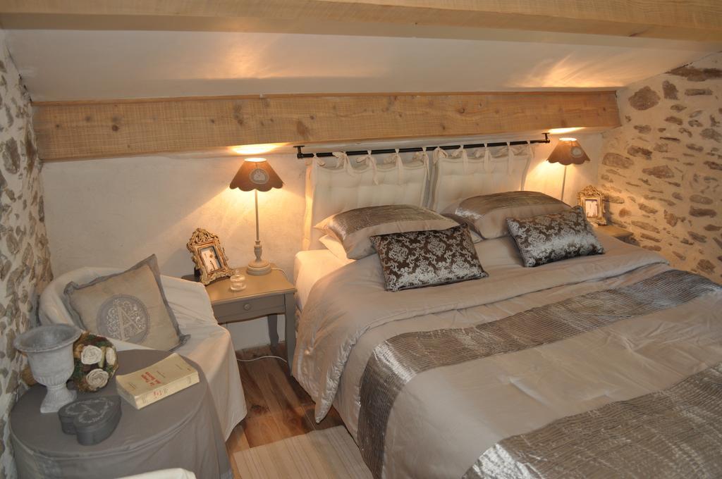 Bed and Breakfast La Ribeyrette Chamborigaud Habitación foto