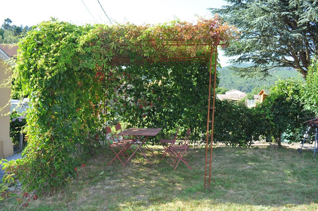 Bed and Breakfast La Ribeyrette Chamborigaud Exterior foto