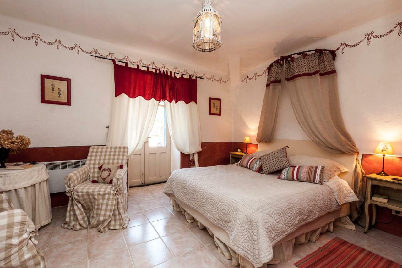 Bed and Breakfast La Ribeyrette Chamborigaud Exterior foto